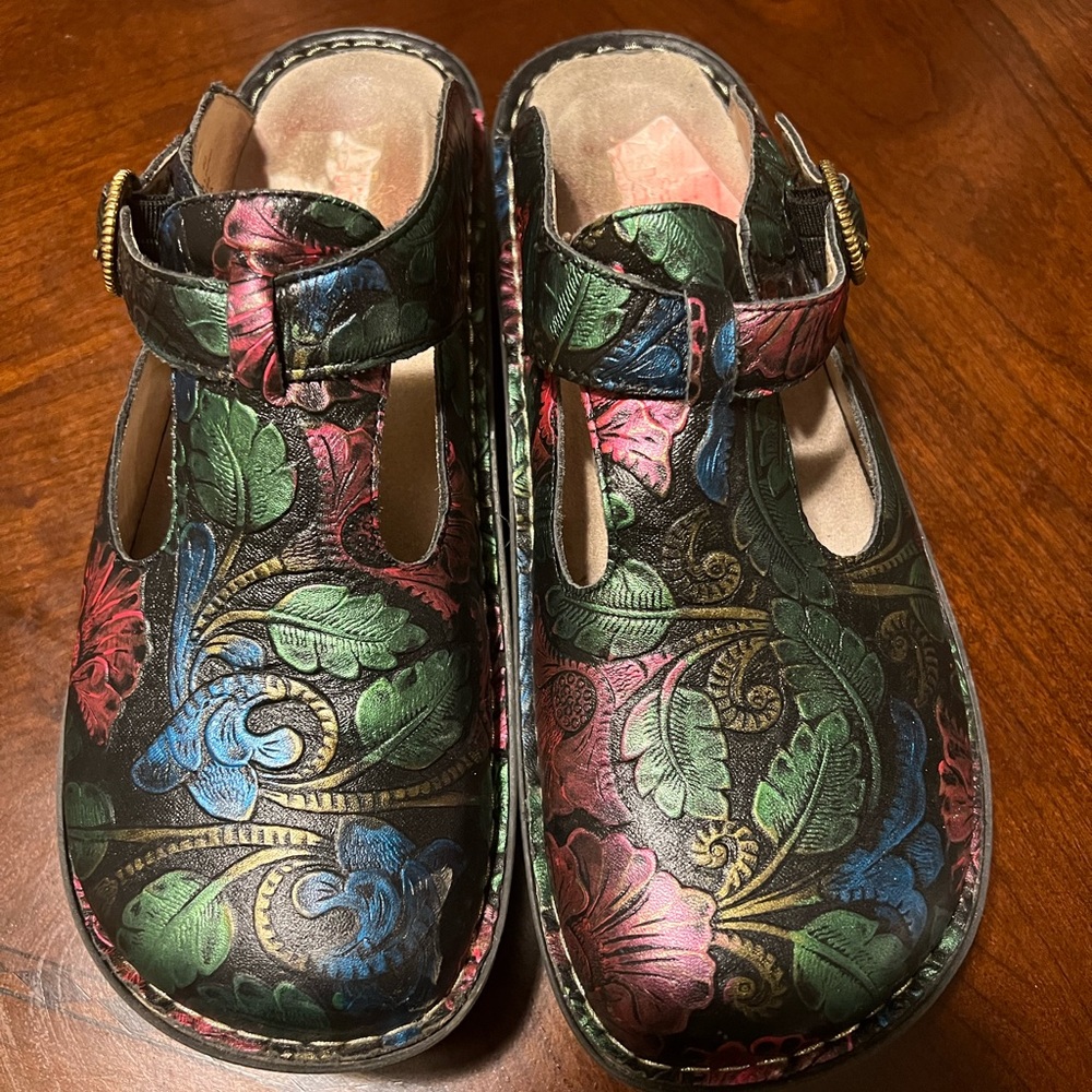 Alegria classic clog slides